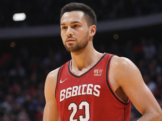 “九游app_ 关键时刻：NBA最难忘的绝杀瞬间”，nba最厉害的绝杀球