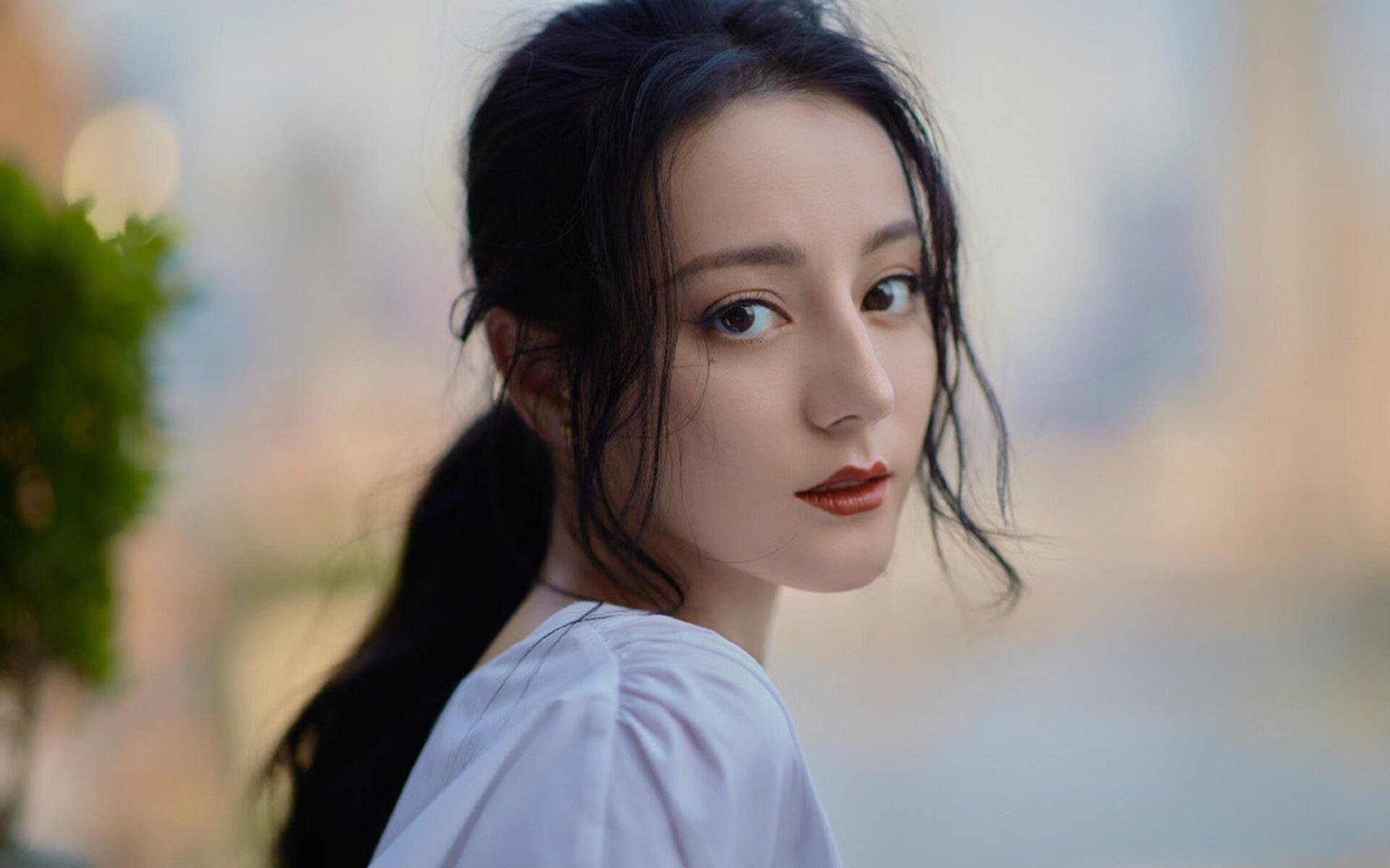 湖畔激情澎湃,轻艇马拉松开赛在即,全世界陆上赛艇马拉松划得最快的人